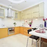 Arcadia Promenade Grand Daire *