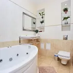 Arcadia Promenade Grand Daire