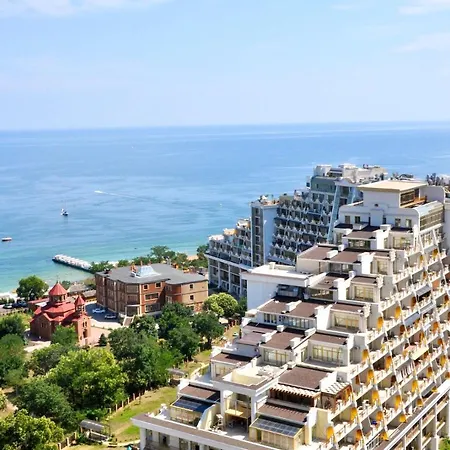 Arcadia Promenade Grand