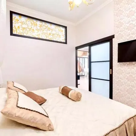 Arcadia Promenade Grand Apartment *