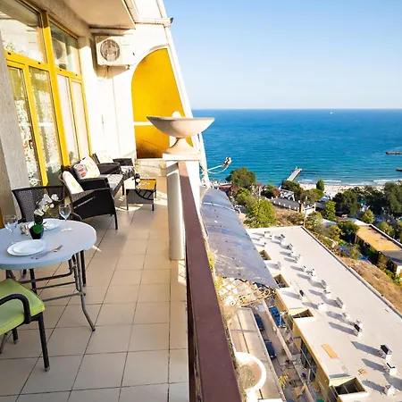 Arcadia Promenade Grand Apartament *