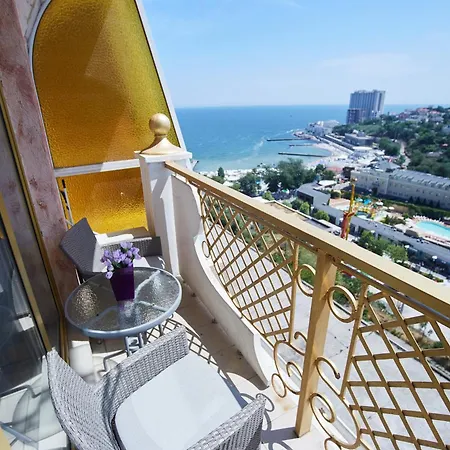 Arcadia Promenade Grand Apartment