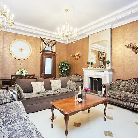 Arcadia Promenade Grand Apartment