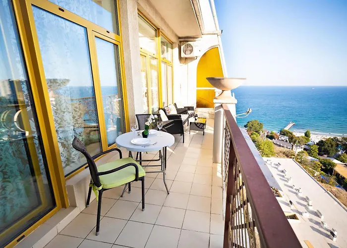 Arcadia Promenade Grand Апартаменти