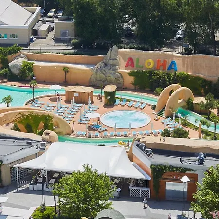 Arcadia Promenade Grand דירה *